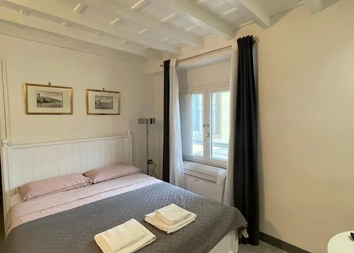 Apartment Renai Flat